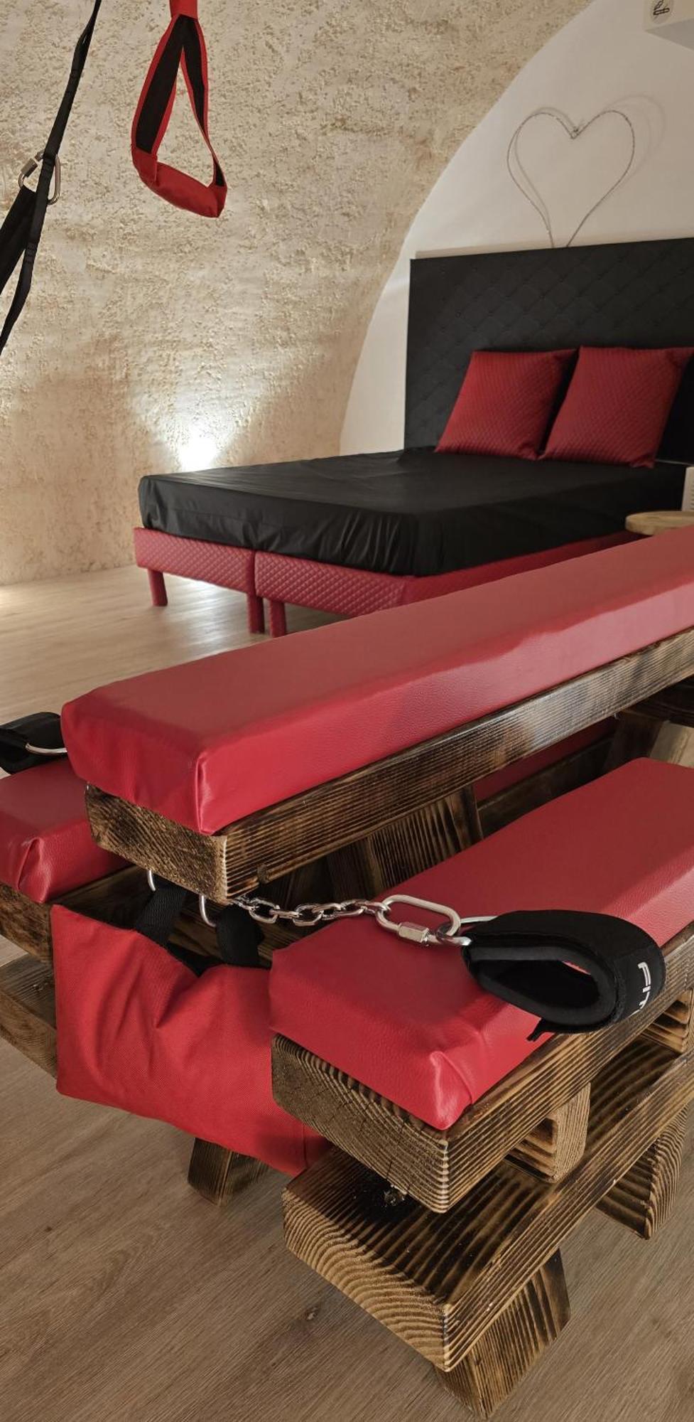 Le Fruit Defendu "Love Room" Jacuzzi Centre Ville Ruan Exterior foto